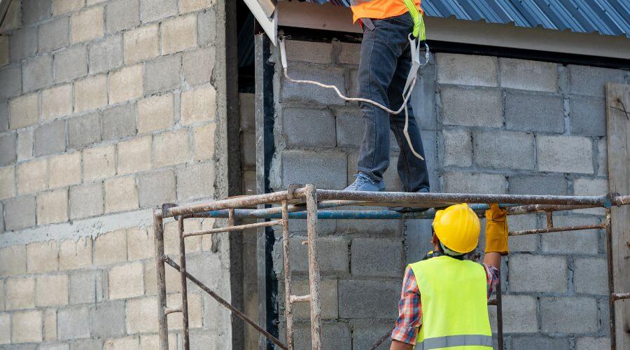 Expert Emergency Roof Repairs services in Bowmansville, PA